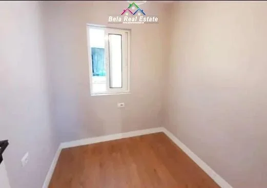 Tirane, jepet me qera apartament 2+1 Kati 2, 75 m² 600 € (Rruga Myslym Shyri)