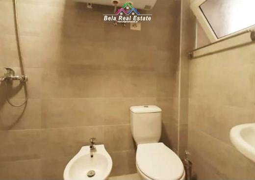 Tirane, jepet me qera apartament 2+1 Kati 2, 75 m² 600 € (Rruga Myslym Shyri)