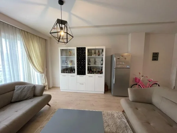Tirane, shitet apartament 4+1 Kati 4, 224 m² 360.640 € (Dogana, Syri TV)