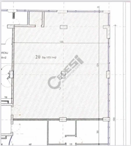 Tirane, shitet zyre Kati 2, 174 m² 748.000 € (BLLOKU BANKA CREDINS)