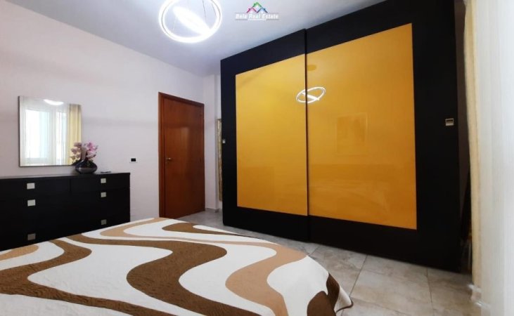 Tirane, jap me qera apartament 1+1 Kati 2, 75 m² 600 € (Kopshti Zoologjik)