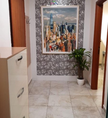 Tirane, jap me qera apartament 1+1 Kati 2, 75 m² 600 € (Kopshti Zoologjik)