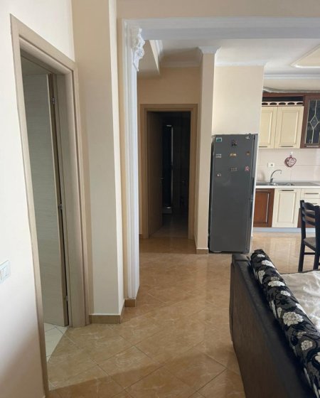 Tirane, jepet me qera apartament 2+1+Ballkon Kati 3, 90 m² 550 € (Kodra e Diellit)