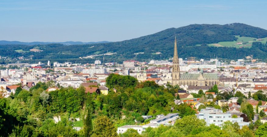 Tirane, shitet toke , 5.100 m² 139.000 € (Linz)