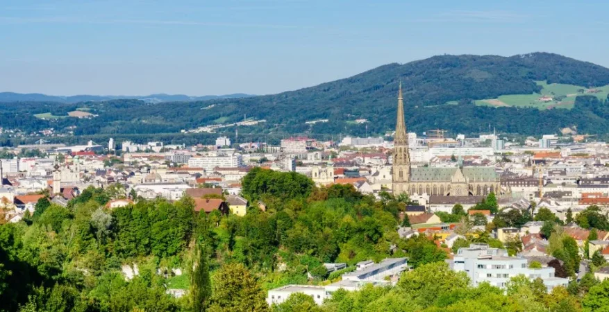 Tirane, shitet toke , 5.100 m² 139.000 € (Linz)