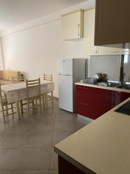 Tirane, jepet me qera apartament 2+1 Kati 4, 85 m² 450 € (Kodra e diellit)