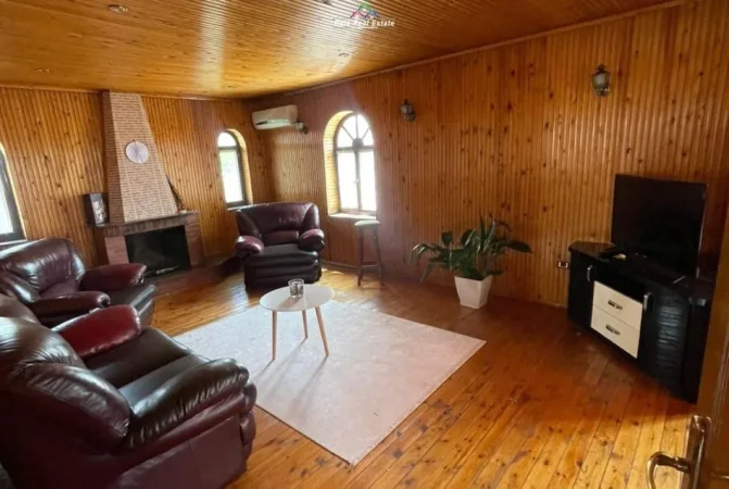 Tirane, jepet me qera apartament Kati 4, 80 m² 500 € (Rruga Dibres)