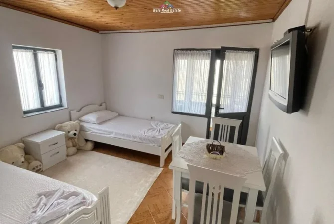 Tirane, jepet me qera apartament Kati 4, 80 m² 500 € (Rruga Dibres)