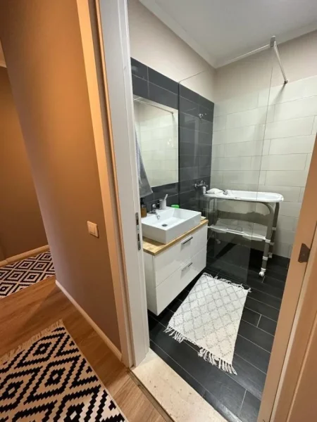 Tirane, shitet apartament 2+1+Ballkon Kati 2, 109 m² 165.000 € (RRUGA DRITAN HOXHA E88 CONSTRUCTION)