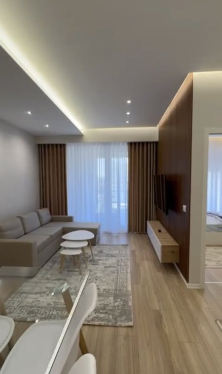 Tirane, jap me qera apartament 1+1+Ballkon Kati 6, 64 m² 550 € (Jordan misja)