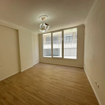 Tirane, shitet apartament 3+1 , 129 m² 205.000 € (Kopshti Botanik)