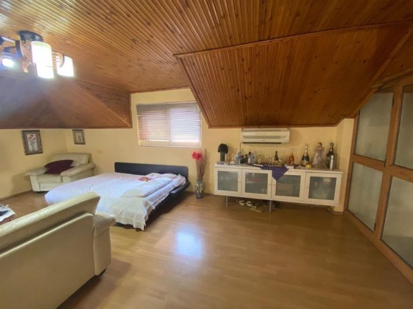 Tirane, jepet me qera apartament+verande | Penthouse 2 Katshe Kati 2, 202 m² 650 € (Brryli)