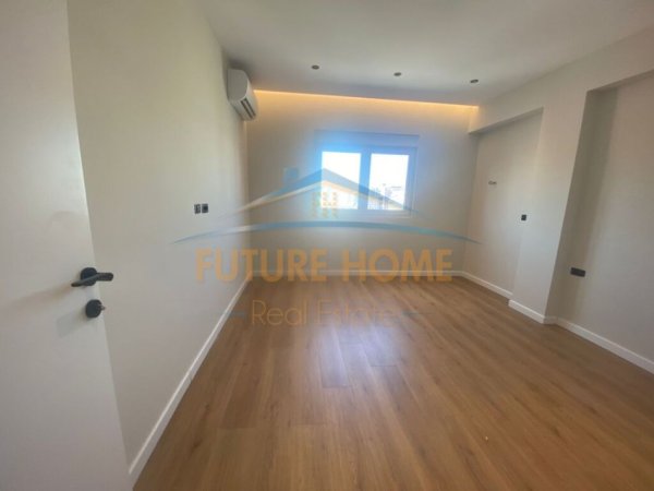 Tirane, jepet me qera apartament Kati 7, 58 m² 700 € (Petronini)