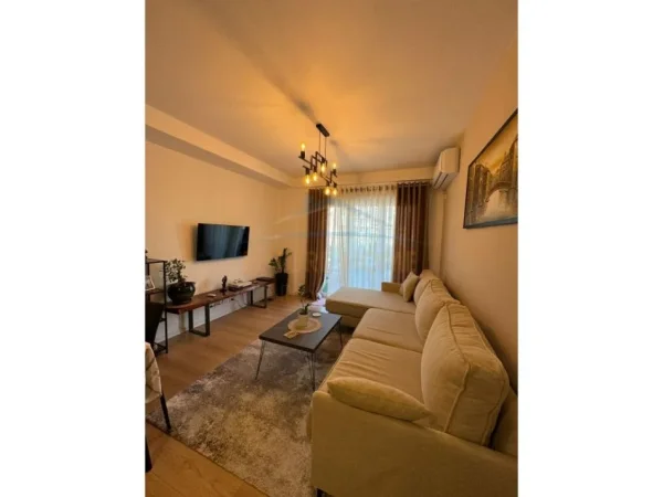 Tirane, shitet apartament 1+1+Ballkon Kati 1, 71 m² (Rezidenca Platea)