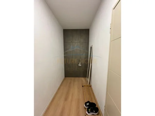 Tirane, shitet apartament 1+1+Ballkon Kati 1, 71 m² (Rezidenca Platea)