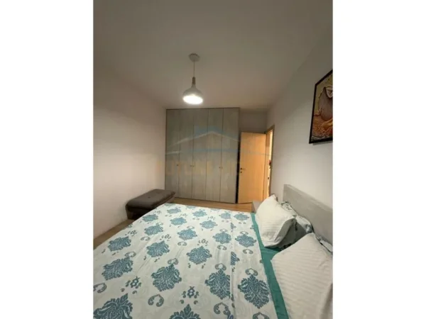 Tirane, shitet apartament 1+1+Ballkon Kati 1, 71 m² (Rezidenca Platea)