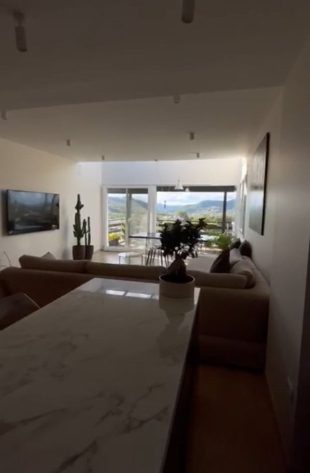 Tirane, jepet me qera apartament 2+1 Kati 2, 130 m² 1.400 € (Lunder)