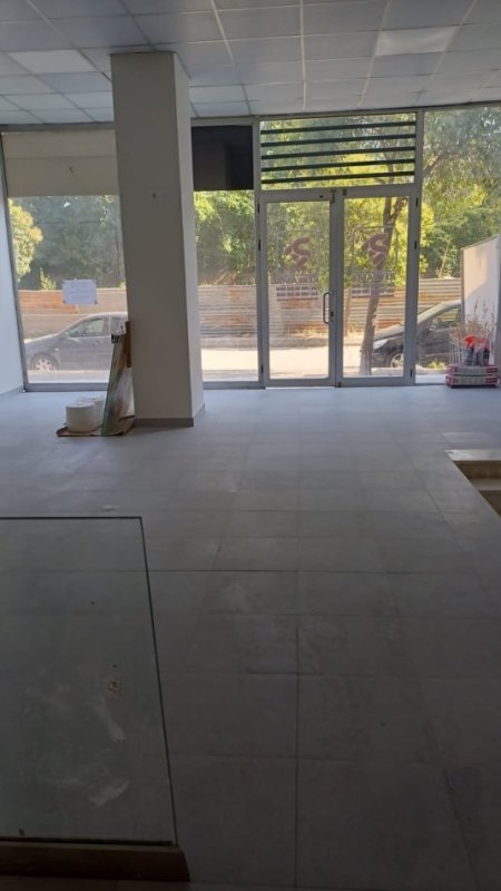 Tirane, jepet me qera ambjent biznesi Kati 0, 150 m² 1.000 € (Rruga Jordan Misja) TT 1229