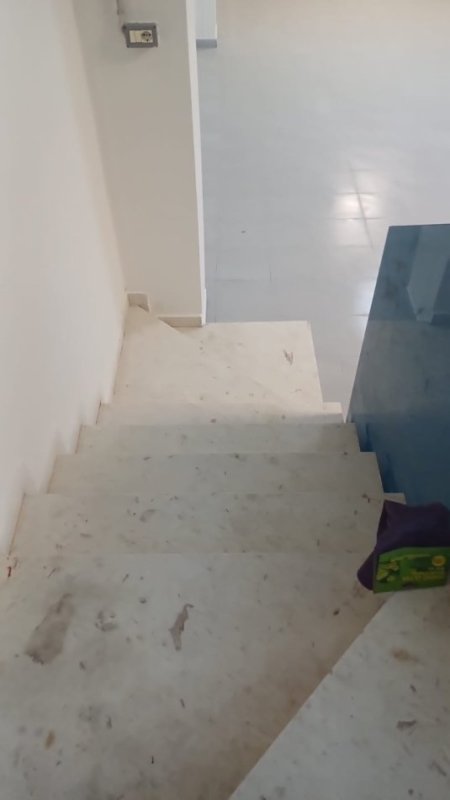 Tirane, jepet me qera ambjent biznesi Kati 0, 150 m² 1.000 € (Rruga Jordan Misja) TT 1229