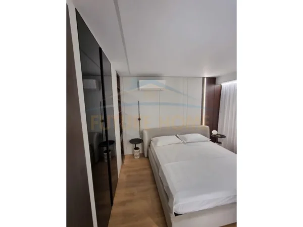 Garden Building Tirana shitet apartament duplex 3+1 Kati 12, 187 m² 440.000 € (Rruga e kavajes)