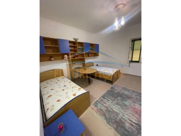 Tirane, jepet me qera 2+1 Kati 1, 83 m² 350 € (Rruga Teleferiku)