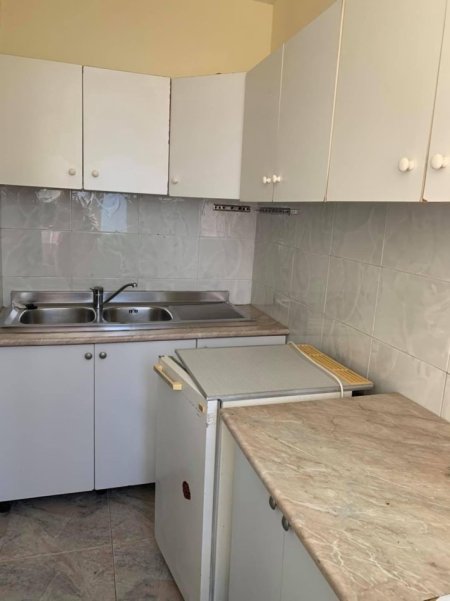 Tirane, jepet me qera apartament 2+1+Aneks+Ballkon Kati 5, 80 m² 400 € (Rr. Siri Kodra prane Selvise)
