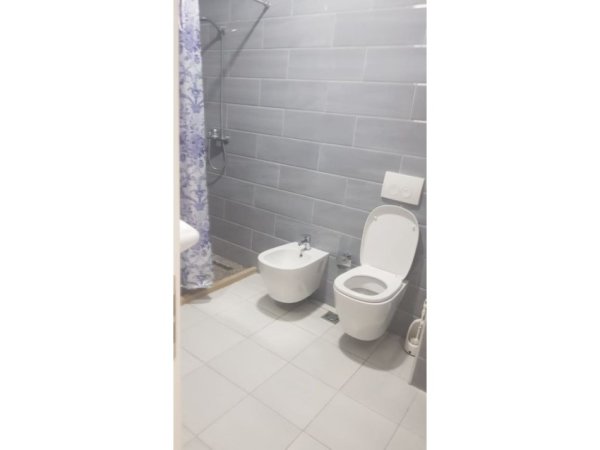 Apartament 2+1 me Qira tek Kika 2, Komuna e Parisit!