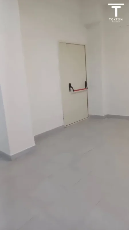 Shqiperi, jepet me qera ambjent biznesi Kati 0, 150 m² 1.000 € (Jordan Misja)