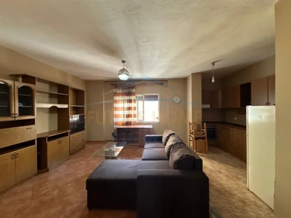 Tirane, shitet apartament 1+1+Ballkon Kati 4, 69 m² 130000 € (Rruga e Elbasanit)