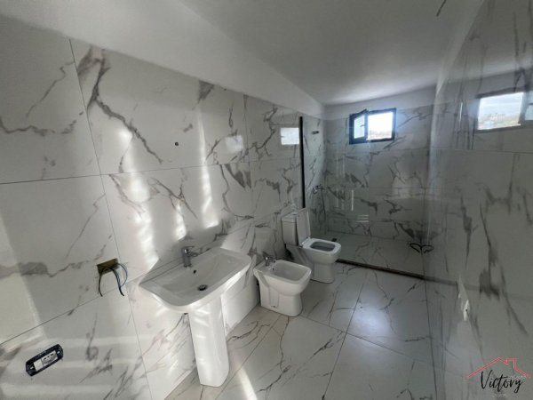 Durres, shitet apartament 2+1 Kati 6, 74 m² 105.000 € (Golem)