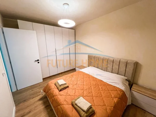 Tirane, shes apartament 2+1 Kati 4, 57 m² 135.000 € (Rruga e Barrikadave)