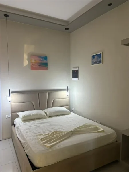 Vlore - Lungomare - Uji i Ftohte, shitet apartament 1+1 Kati 4, 32 m² 70.000 € (Plazhi Ri)