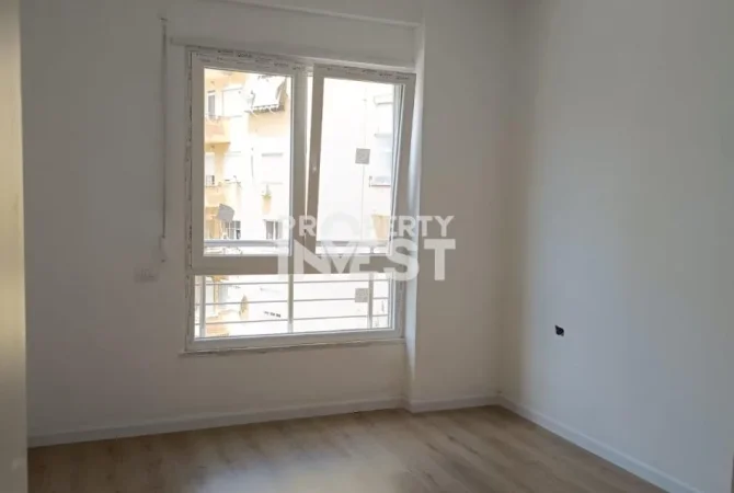 Tirane, jepet me qera apartament Kati 2, 62 m² 500 € (Komuna e Parisit)