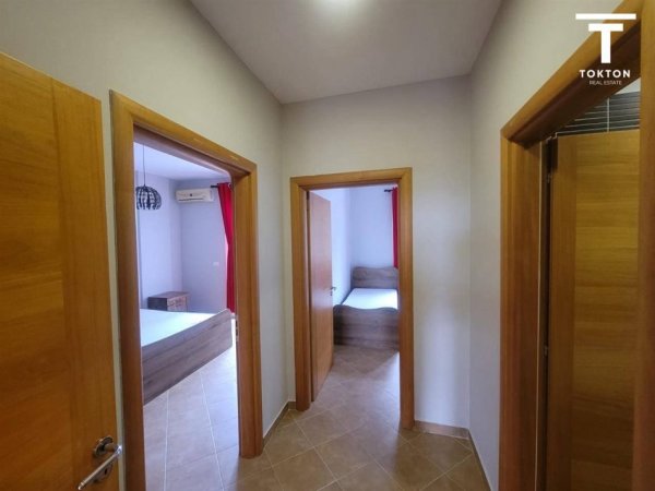 Tirane, jepet me qera 3+1+Ballkon Kati 2, 120 m² 400 € (Muhamet Deliu)