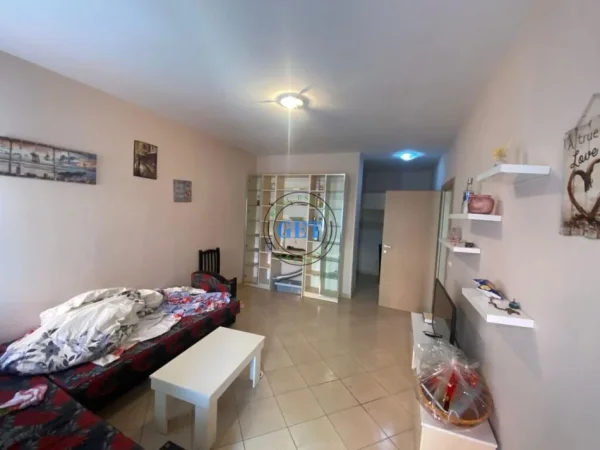 Durres, shitet apartament 1+1+Ballkon Kati 4, 67 m² 65.000 € (Shkembi i Kavajes, Durres)