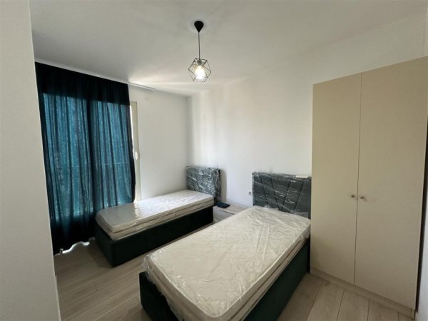 Tirane, jepet me qera apartament 2+1 Kati 8, 100 m² 550 € (Ish Fusha e Aviacionit)
