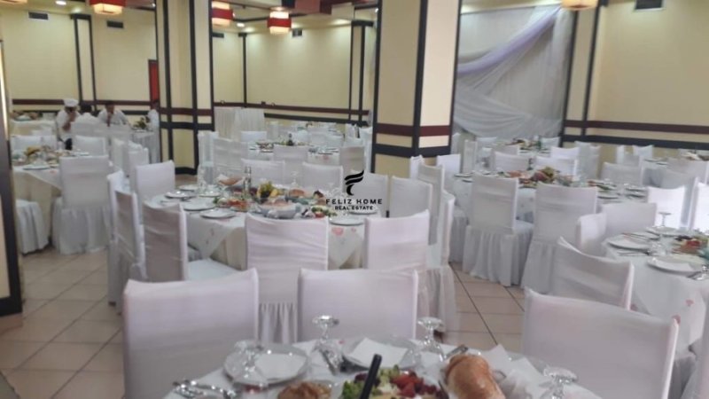 Tirane, jepet me qera bar-resorant Kati 0, 250 m² 2.500 € (RRUGA JORDAN MISJA)