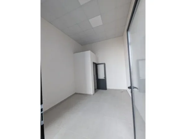Tirane, shitet apartament 1+1 Kati 0, 71 m² 184.000 € (Selite, Tirane)