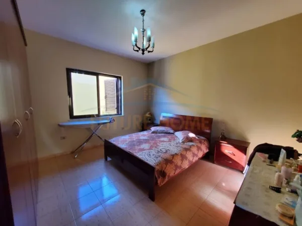 Tirane, shitet Vile 2 Katshe Kati 2, 396 m² 260.000 € (Kombinat pranë pallateve Cabej, Tiranë)