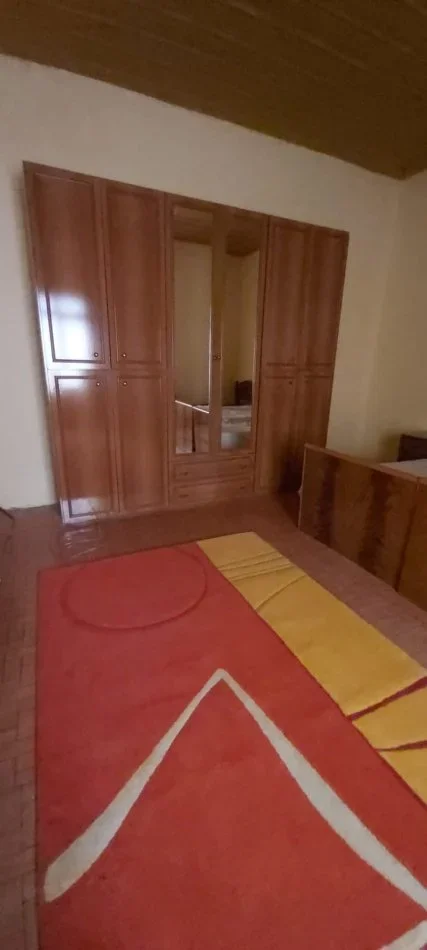 Durres, jepet me qera shtepi 2+1 Kati 2, 80 m² 250 € (Qender Durres)