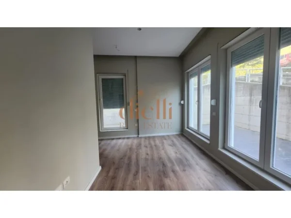 Tirane, shitet 1+1 Kati 0, 54 m² 89,000 € (Kopshti Zoologjik)