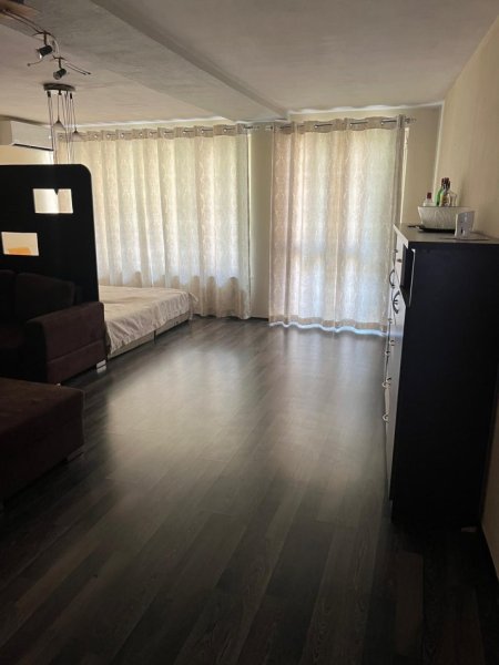 Tirane, jepet me qera Vile 3 Katshe Kati 2, 170 m² 600 € (Breyli)