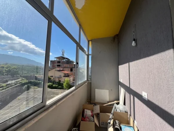 Tirane, shes apartament 3+1+Aneks+Ballkon Kati 4, 119 m² (Fresk, restorant Qesaraka)