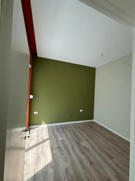 Tirane, shitet apartament 1+1 Kati 1, 53 m² 89.000 € (Kopshti Zoologjik)