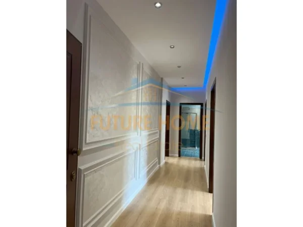 Tirane, shitet apartament 2+1+2 Kati 3, 104 m² 175.000 € (Kodra e Diellit)