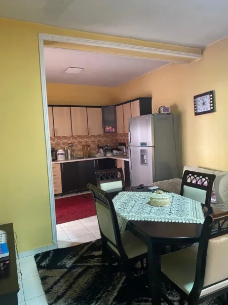 Tirane, jepet me qera Vile 3 Katshe , 510 m² 1.300 € (Fresku)