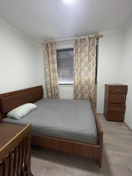 Tirane, jepet me qera apartament 2+1 Kati 7, 90 m² 600 € (rruga e Kavajes)