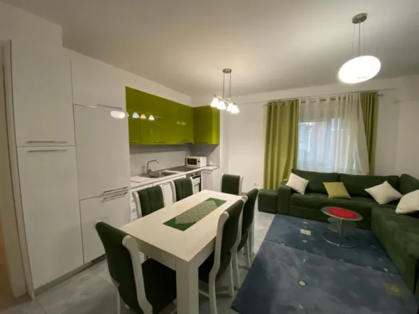 Tirane, shitet apartament 1+1 Kati 3, 65 m² 127.000 € (Liqeni i Thate)