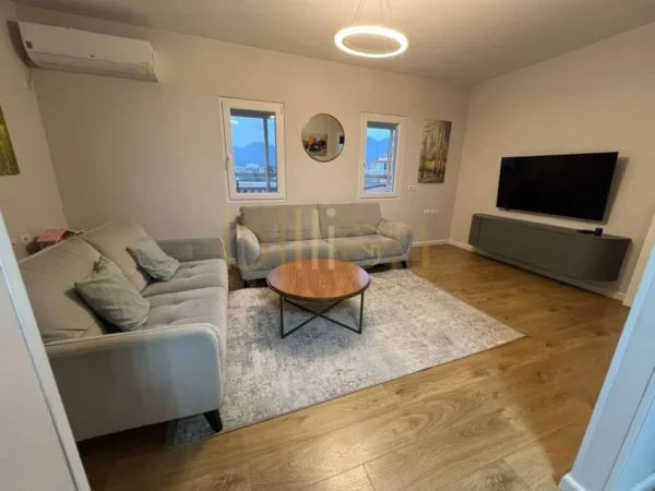 Tirane, shitet apartament 3+1 Kati 9, 153 m² 229.500 € (Ish Fusha e Aviacionit, Tirana, Albania)