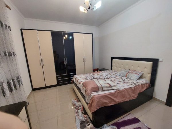 Durres, shitet Vile 5+1+Ballkon Kati 2, 600.000 € (Rruga e Nishtulles, Shkozet, Durres.)